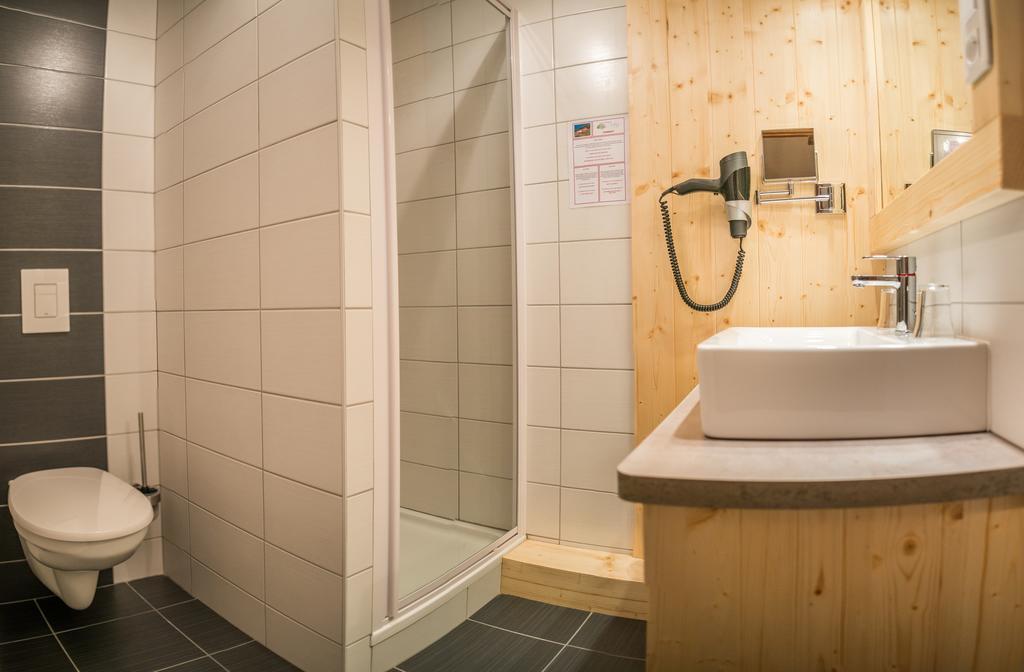 Logis Hotel Le Vetine Le Valtin Eksteriør billede